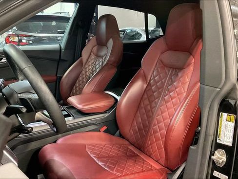 Certified 2024 Audi SQ8 Premium Plus w/ S Sport Package AWD/4WD image 25