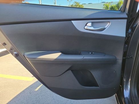 Used 2023 Kia Forte LXS w/ LXS Technology Package image 13