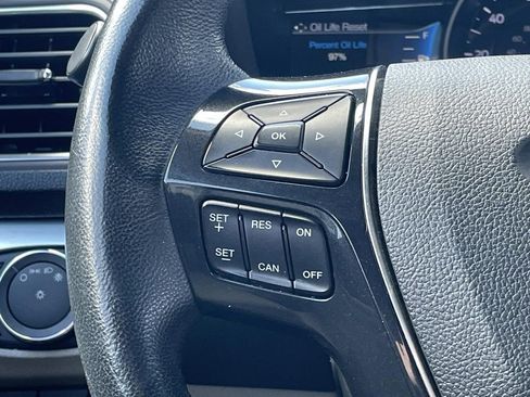 Used 2018 Ford Explorer Limited image 30