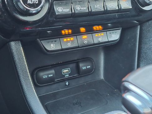 Used 2021 Kia Sportage EX w/ EX Technology Package image 22