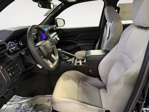 New 2026 Toyota 4Runner SR5 image 9