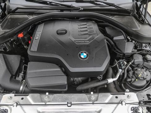 Used 2025 BMW 230i Coupe w/ Premium Package RWD image 28