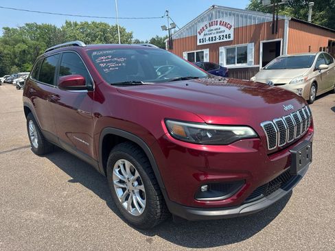 Used 2019 Jeep Cherokee Latitude w/ Popular Appearance Group AWD/4WD image 3