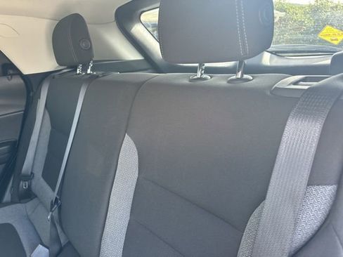 Used 2025 Chevrolet TrailBlazer LT image 30