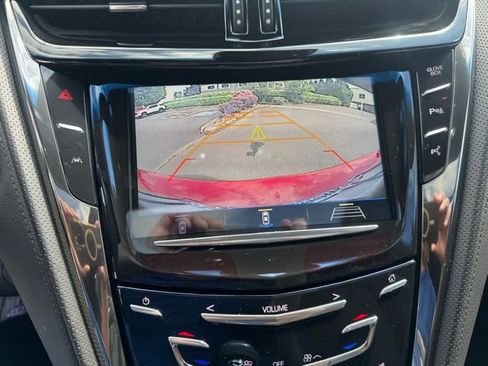Used 2019 Cadillac CTS V w/ Luxury Package RWD image 27