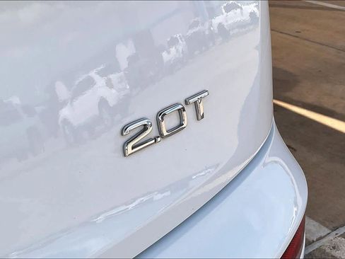Used 2018 Audi Q5 2.0T Premium AWD/4WD image 9