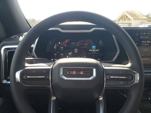 New 2026 GMC Canyon Elevation image 21