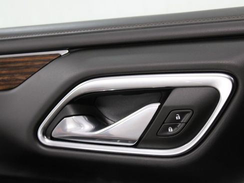 Used 2024 Chevrolet Tahoe High Country image 41