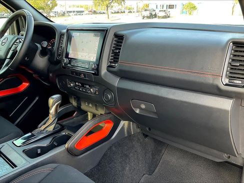 Used 2023 Nissan Frontier Pro-X image 23