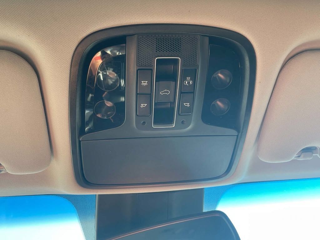 Used 2020 Kia Sorento SX FWD image 17