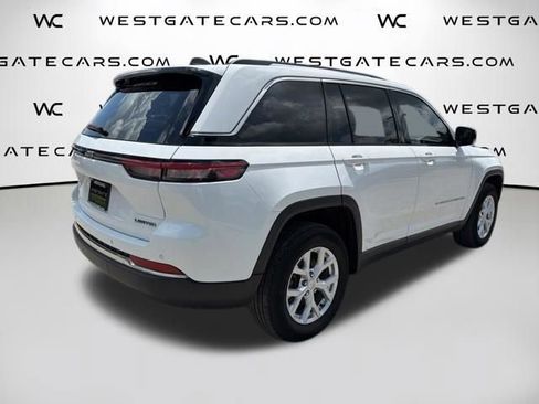 Used 2023 Jeep Grand Cherokee Limited AWD/4WD image 7