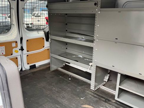 Used 2022 Ford Transit Connect XL FWD image 12