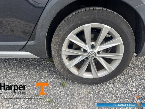 Used 2017 Volkswagen Golf Alltrack S AWD/4WD image 20