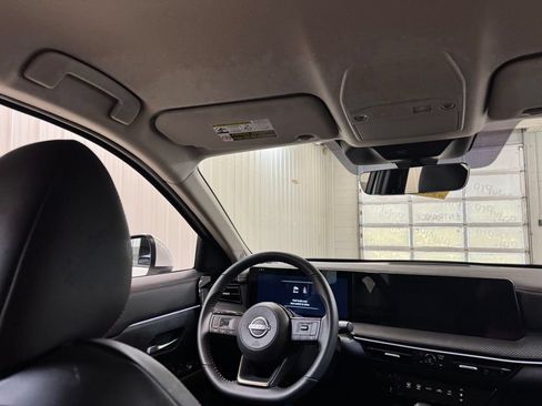 Used 2025 Nissan Kicks SR w/ Illumination Package AWD/4WD image 22