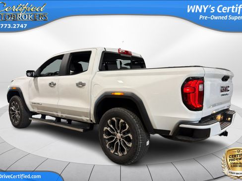 Used 2023 GMC Canyon Denali AWD/4WD image 9