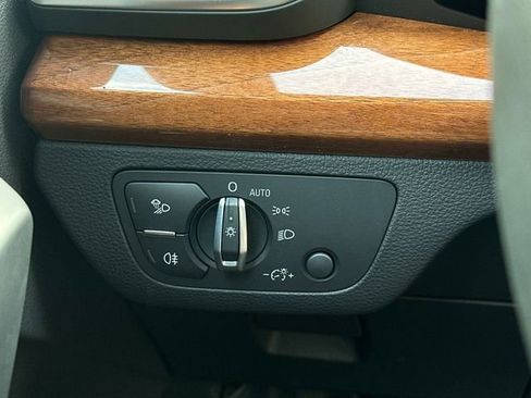 Used 2023 Audi Q5 2.0T Premium Plus w/ Premium Plus Package image 26