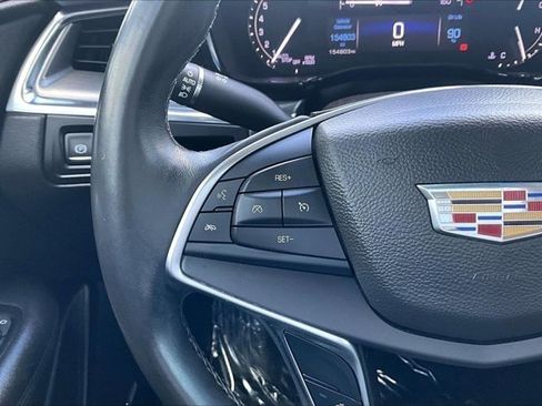 Used 2017 Cadillac XT5 Luxury AWD/4WD image 11