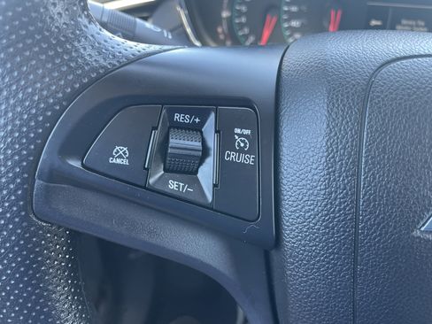 Used 2017 Chevrolet Trax LT AWD/4WD image 14