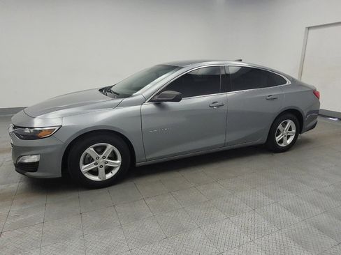 Used 2023 Chevrolet Malibu LS image 2