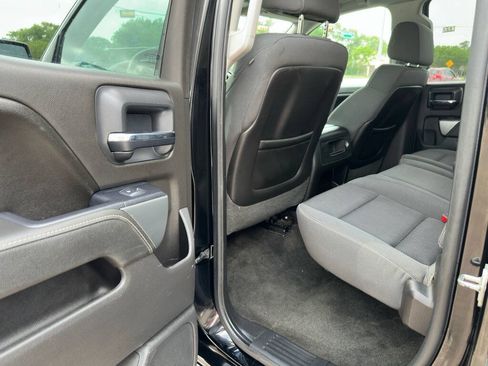 Used 2015 Chevrolet Silverado 1500 LT w/ Texas Edition, 1LT Trim RWD image 8