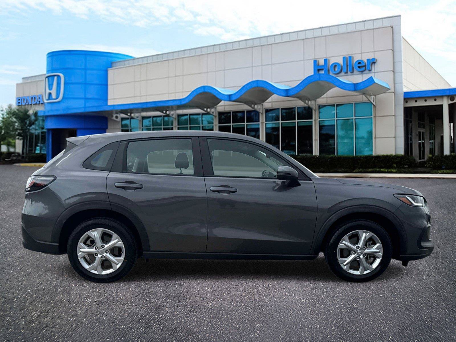 Certified 2025 Honda HR-V LX image 2