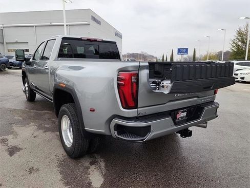 New 2026 GMC Sierra 3500 Denali w/ Denali Reserve Package image 6