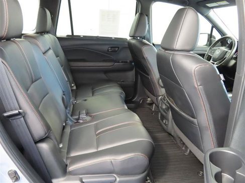 Used 2023 Honda Passport TrailSport image 34
