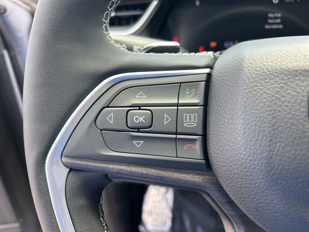 Used 2024 Jeep Grand Cherokee L Limited RWD image 47