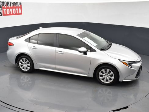 Used 2025 Toyota Corolla LE FWD image 20