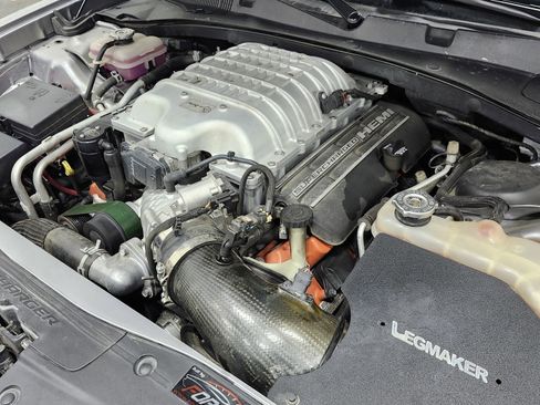 Used 2016 Dodge Charger SRT Hellcat image 15