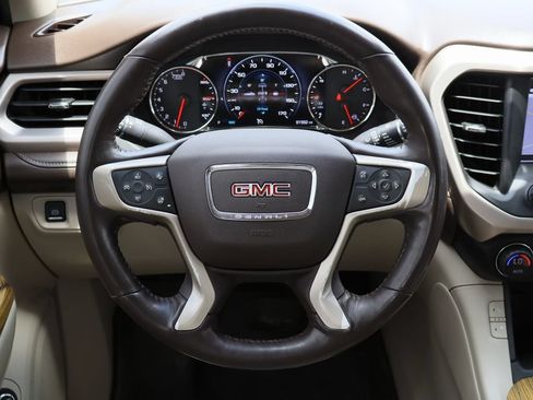 Certified 2018 GMC Acadia Denali w/ Technology Package FWD image 13