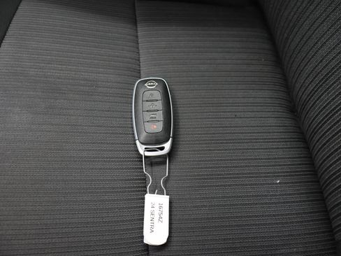 Used 2024 Nissan Sentra SV FWD image 52