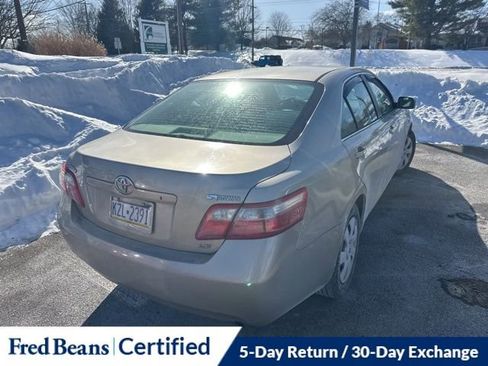 Used 2009 Toyota Camry LE image 9