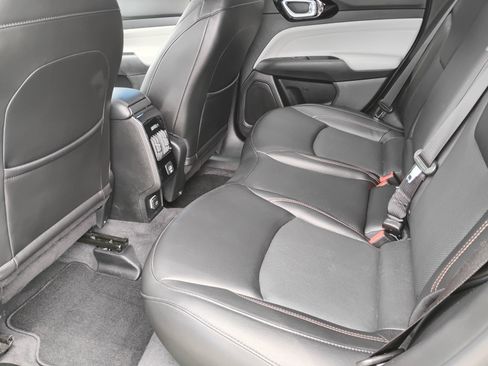 Used 2023 Jeep Compass Limited AWD/4WD image 26