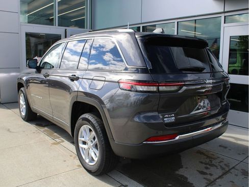 New 2025 Jeep Grand Cherokee Laredo X w/ Luxury Tech Group I image 6