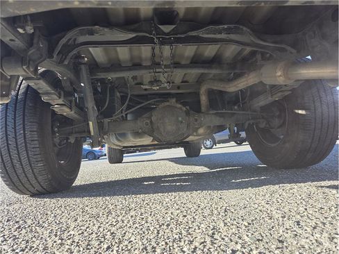 Used 2024 Nissan Frontier S w/ S Utility Package image 32