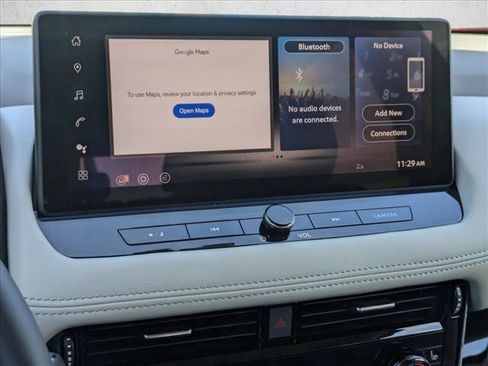 Used 2025 Nissan Rogue SL image 13