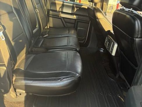 Used 2015 Ford F150 Lariat w/ Equipment Group 502A Luxury AWD/4WD image 23