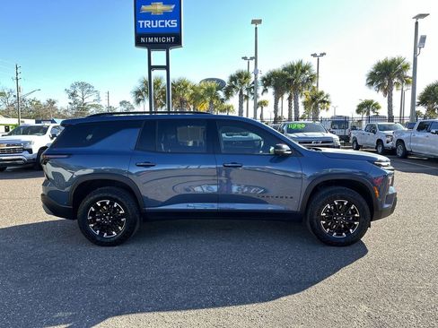 Used 2024 Chevrolet Traverse Z71 w/ Enhanced Driving Package image 17