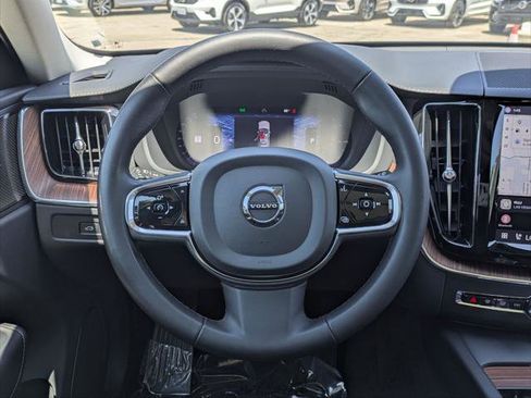 Used 2024 Volvo XC60 T8 Ultimate w/ Protection Package Premier AWD/4WD image 12
