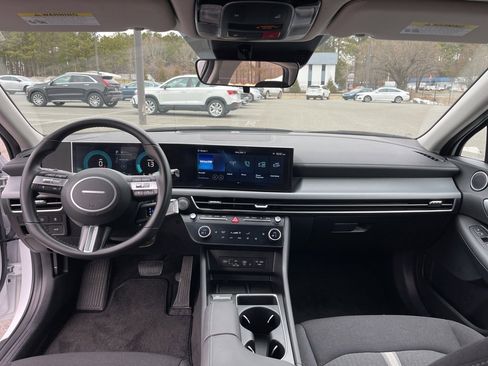 Certified 2025 Hyundai Sonata SEL image 8