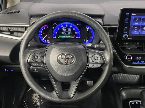 Certified 2022 Toyota Corolla LE FWD image 18