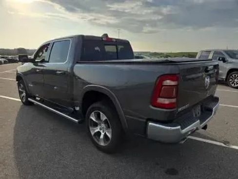 Used 2019 RAM 1500 Laramie AWD/4WD image 2