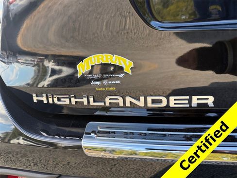 Used 2023 Toyota Highlander Platinum image 17