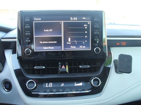 Used 2020 Toyota Corolla SE FWD image 27