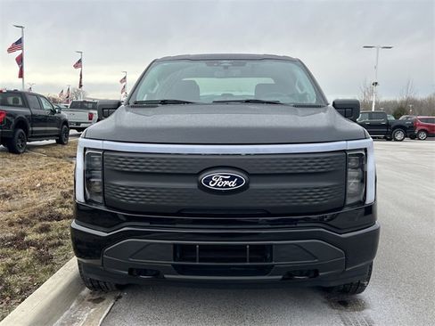New 2025 Ford F150 Lightning XLT image 2