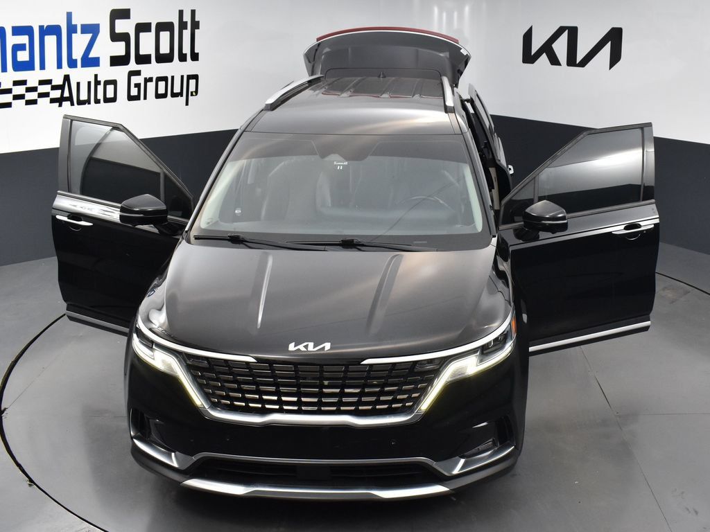 Used 2022 Kia Carnival SX FWD image 29