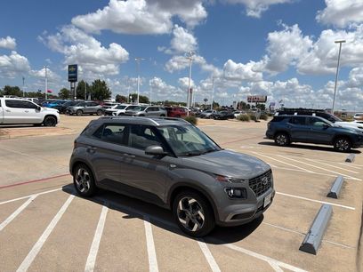 Used 2022 Hyundai Venue SEL w/ Cargo Package