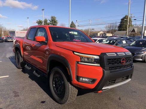 New 2026 Nissan Frontier PRO-4X w/ Pro-4x Convenience Package image 15