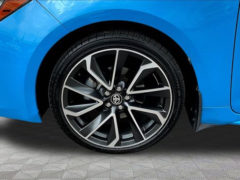 Used 2020 Toyota Corolla XSE FWD image 33